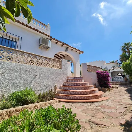 Villa Avanoa - Caleta *