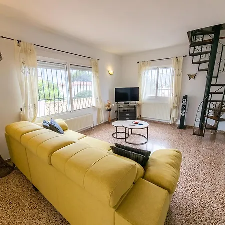 Avanoa - Caleta Villa