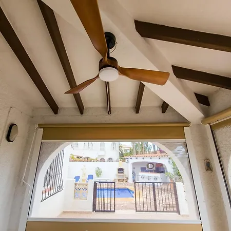 Villa Avanoa - Caleta *