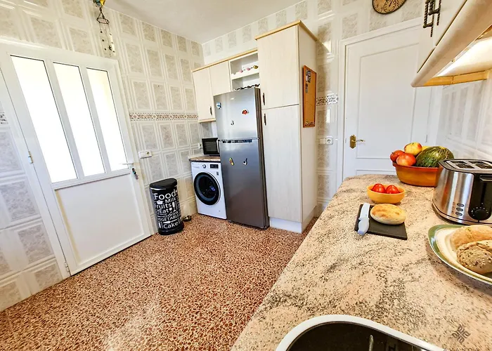 Avanoa - Caleta Calpe