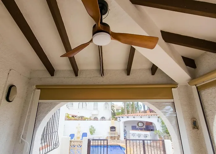 Villa Avanoa - Caleta *